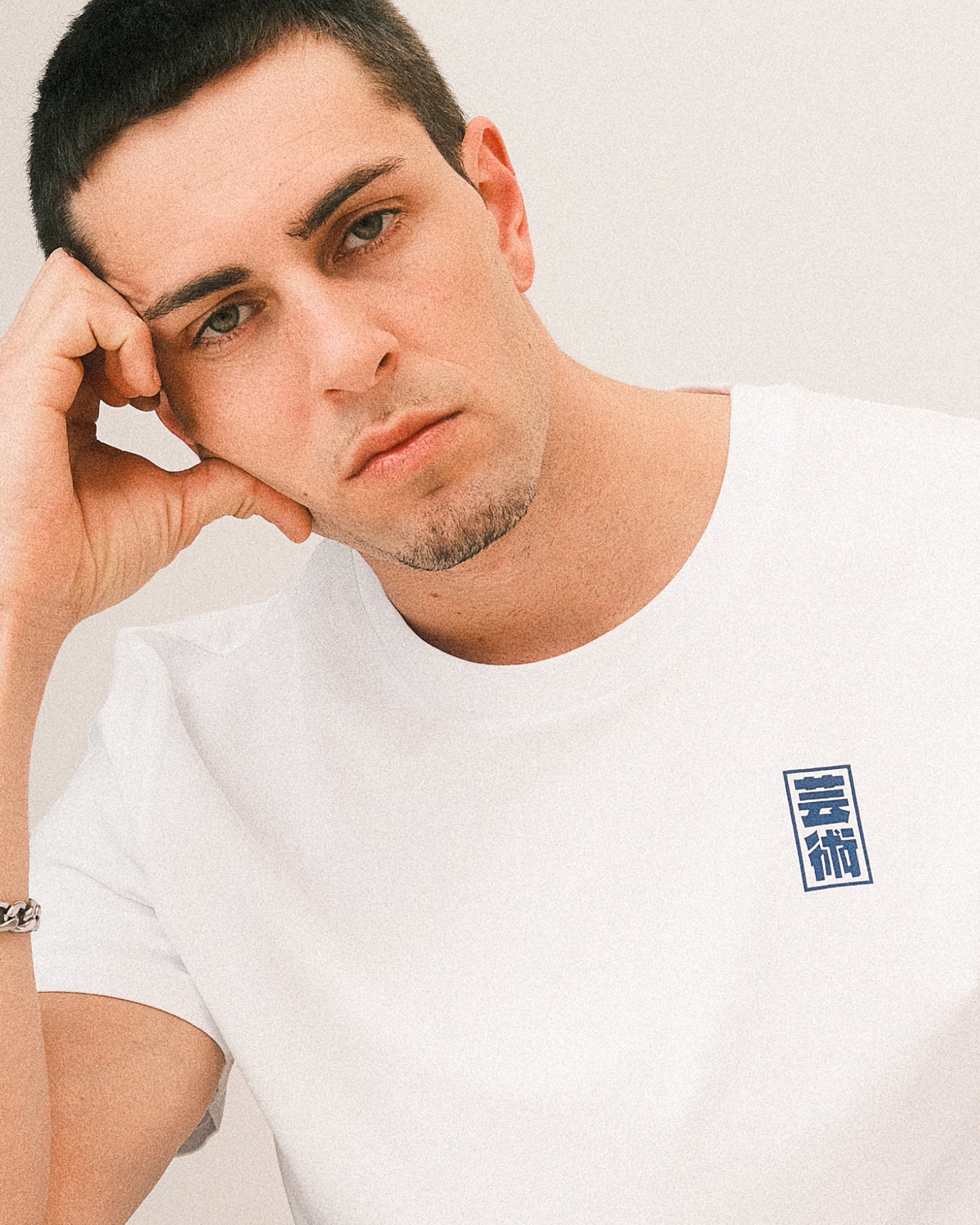 Camiseta Bauhaus I バウハウス blanca