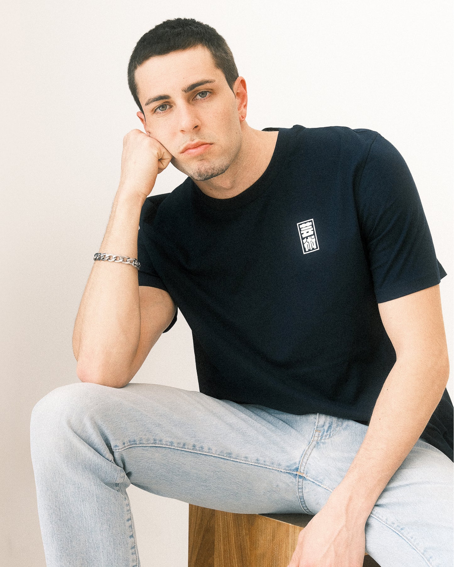 Camiseta Bauhaus I バウハウス navy